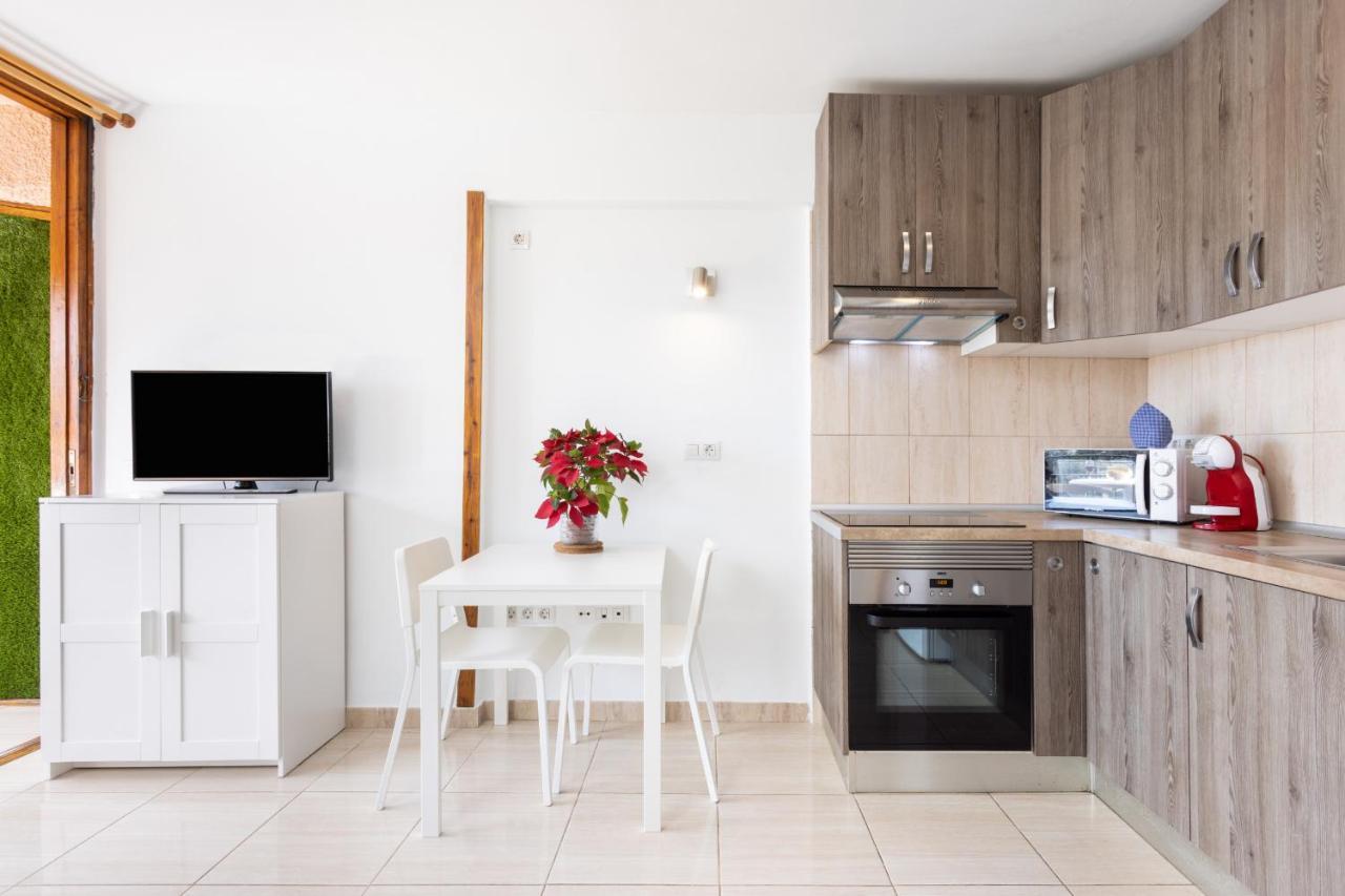 Vista Marina Adeje By Smart Holiday Адехе Екстериор снимка